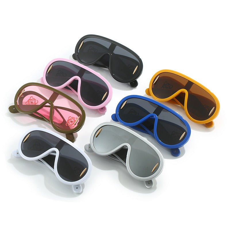 Lunettes de soleil grand cadre intégré œil de chat – Mixte | LamyHome