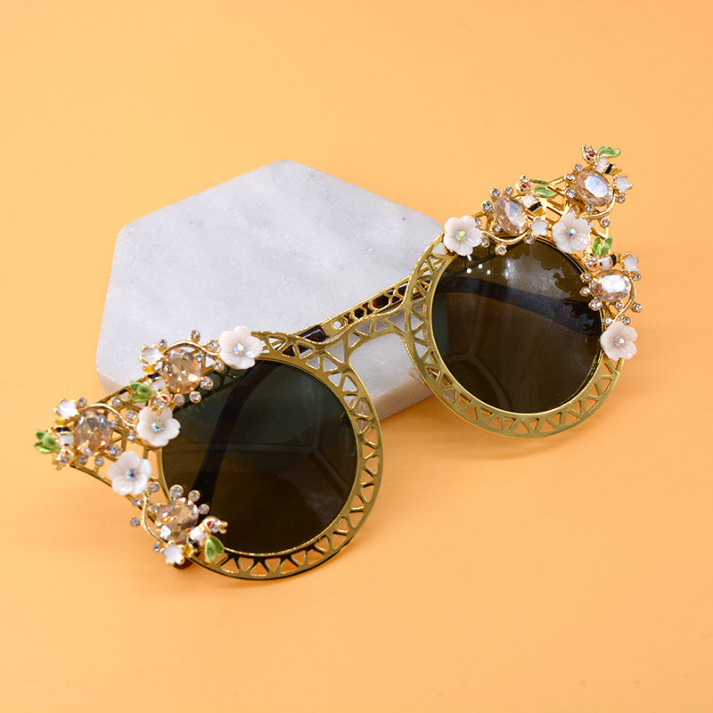 Lunettes de soleil pliables style Baroque – Tendance | Femme