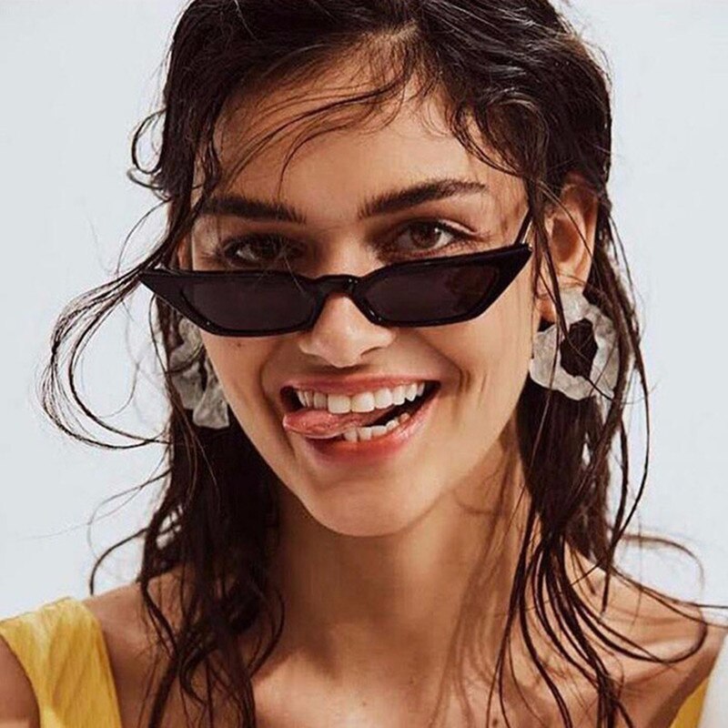 Lunettes de soleil petit cadre œil de chat vintage – Rouge | Femme