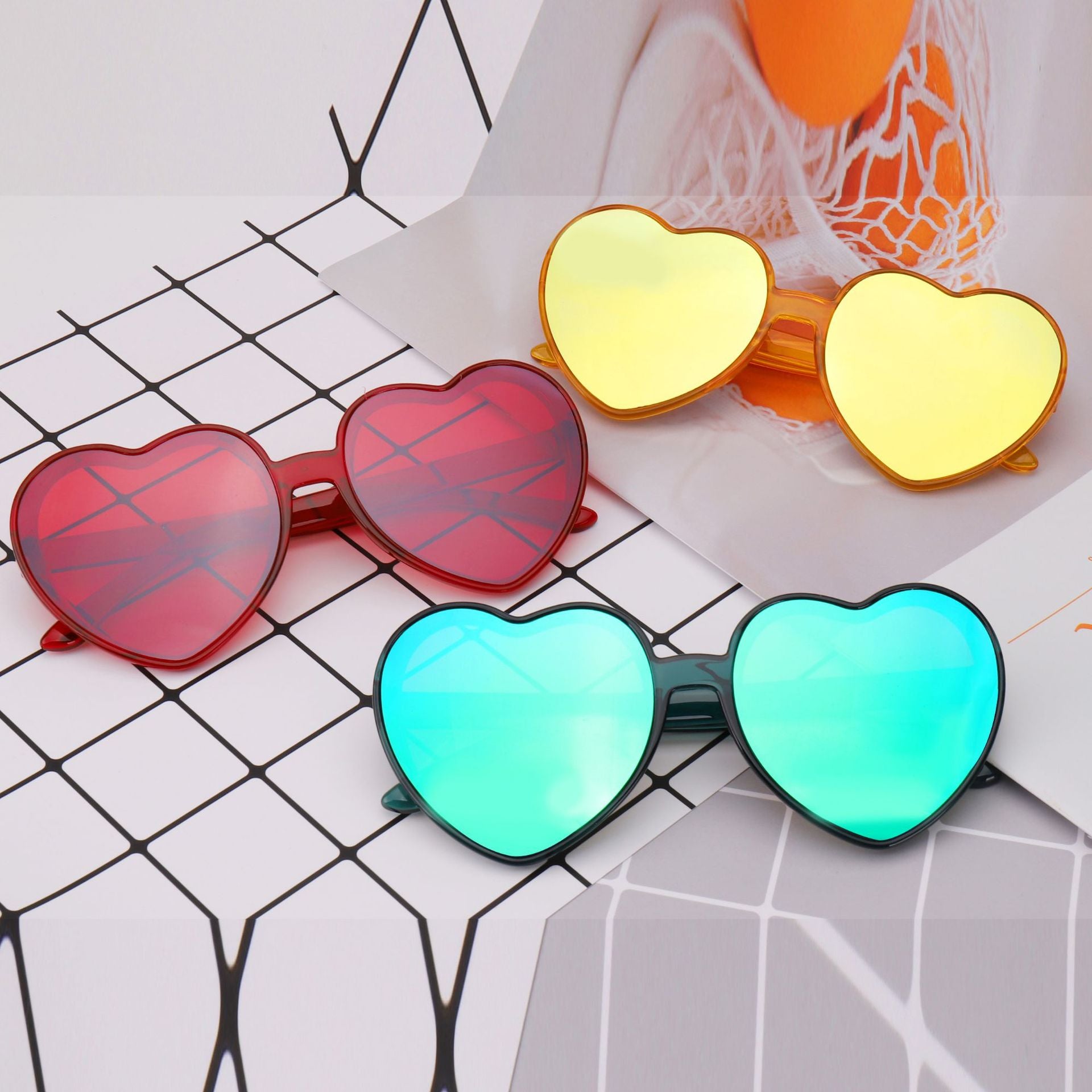 Lunettes cœur colorées – Soirée & Fête