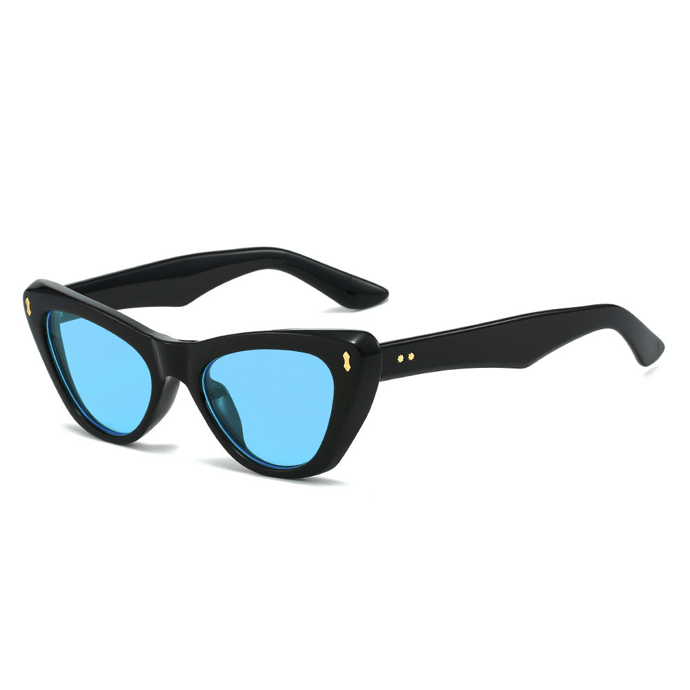 Lunettes de soleil œil de chat épurées – Tendance | Femme | LamyHome