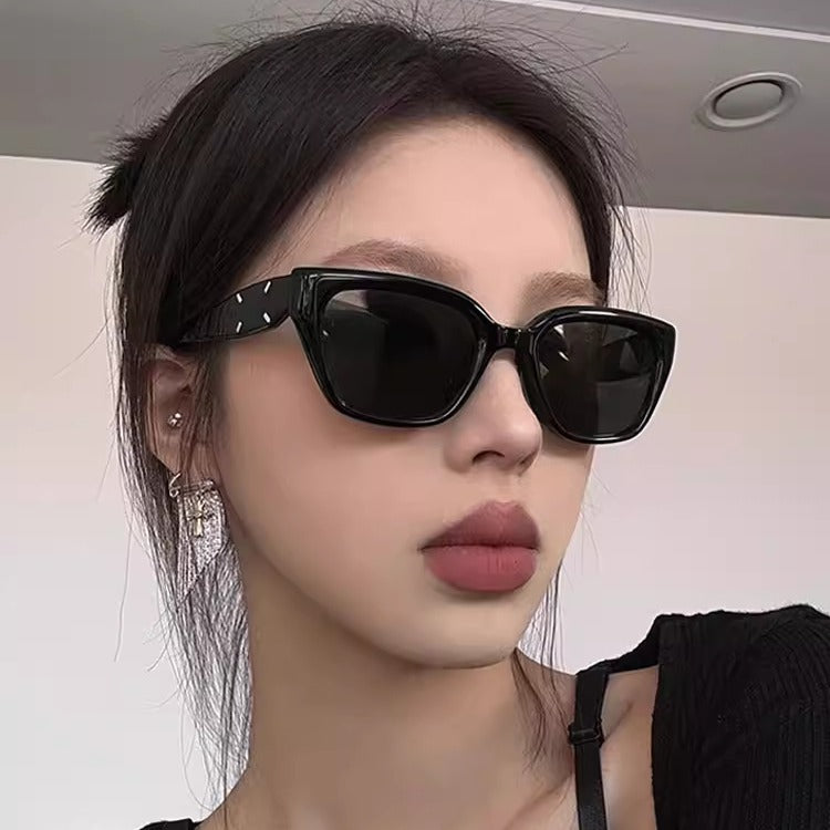 Lunettes de soleil œil de chat carré rétro – UV | Femme